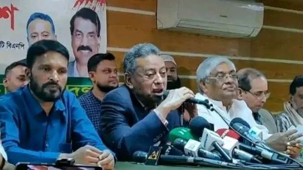 জনগণকে বাদ দিয়ে উন্নয়ন টেকসই নয়: আমীর খসরু