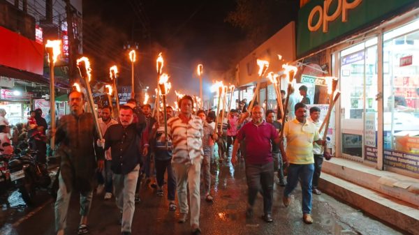 শহিদুল ইসলাম বাবুলের মুক্তির দাবিতে পিরোজপুরে কৃষকদলের মশাল মিছিল