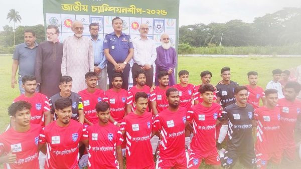 “সুস্থ দেহ, সুন্দর মন গঠনে ক্রীড়ার বিকল্প নেই" পিরোজপুরে জাতীয় ফুটবল চ্যাম্পিয়নশিপ-২০২৫ উদ্বোধন