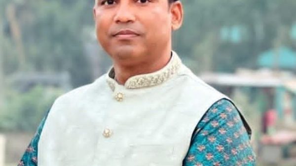 চকরিয়ায় আলোচিত চেয়ারম্যান নবী চৌধুরী আটক