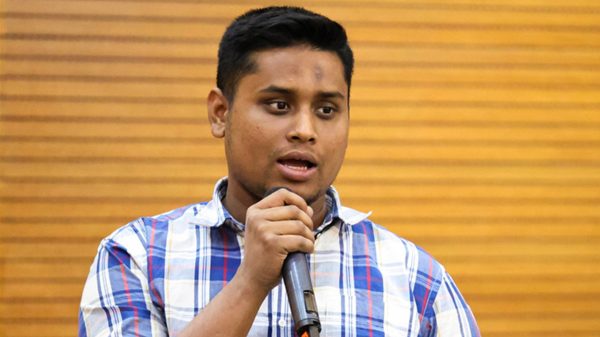 সরকারের ব্যর্থতার দায় নিতে হচ্ছে এনসিপিকে: হাসনাত আব্দুল্লাহ