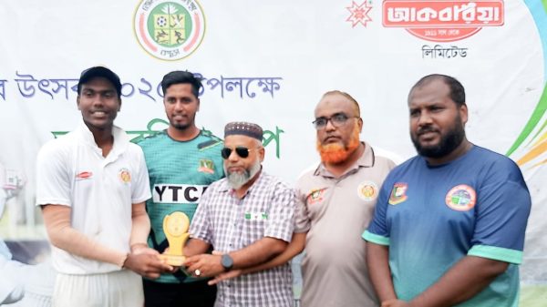 বগুড়ায় আকবরিয়া গ্রুপ ইমাজিং কাপ ক্রিকেট টুর্নামেন্টে শহীদ ওয়াসিম একাদশের জয়